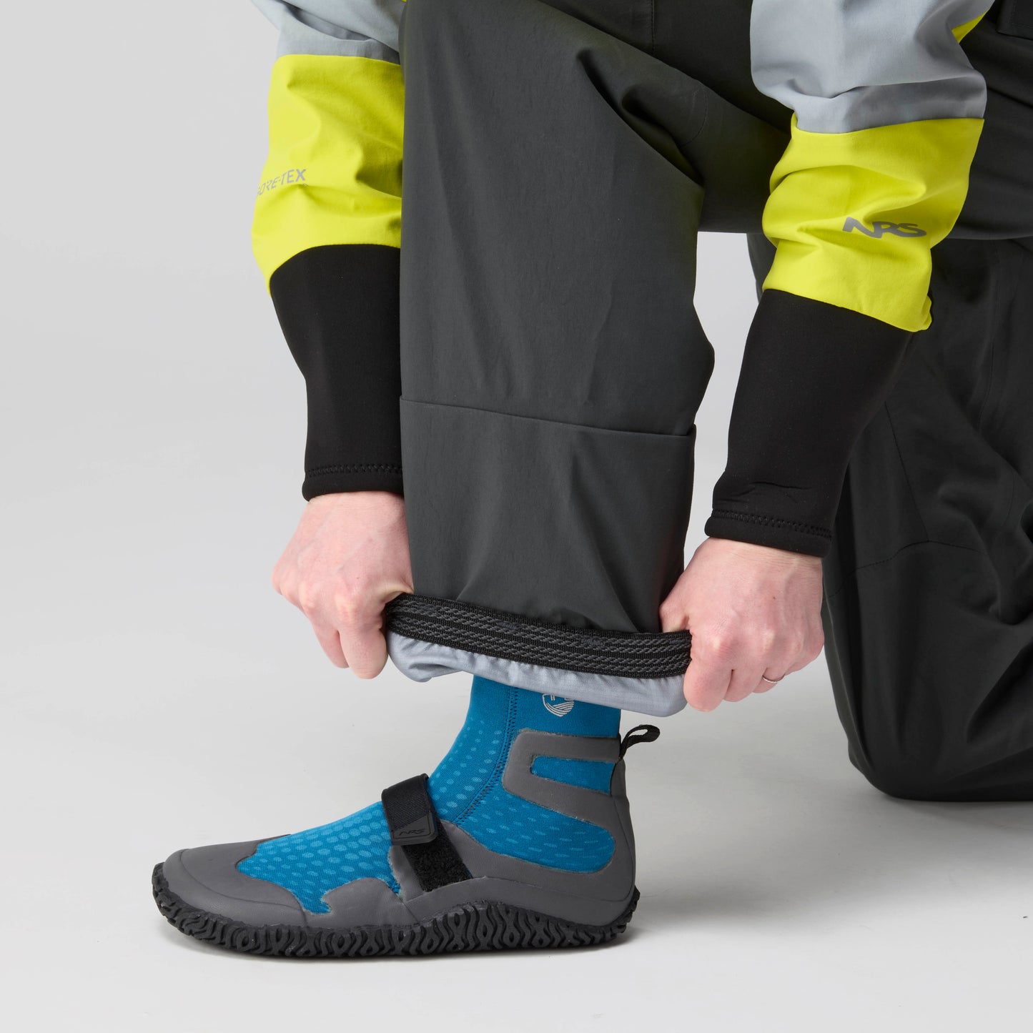 Women's Axiom GORE-TEX Pro Dry Suit