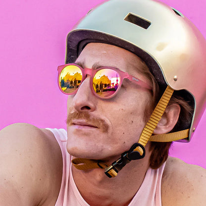 CG Influencers Pay Double Sunglasses